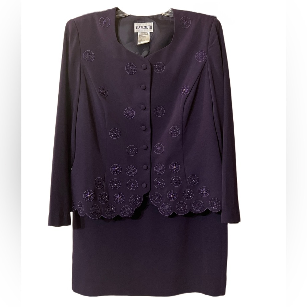 Plaza South Embellished Skirt Suit Fully Lined Size 12